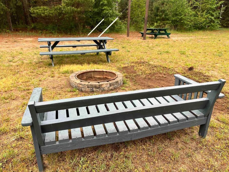 Willow Cabin Thompsonville Екстериор снимка